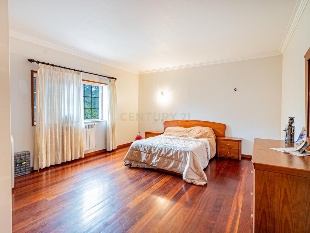 Casa Isolada Renovada em Braga com Acessibilidade e Conforto - Image 25