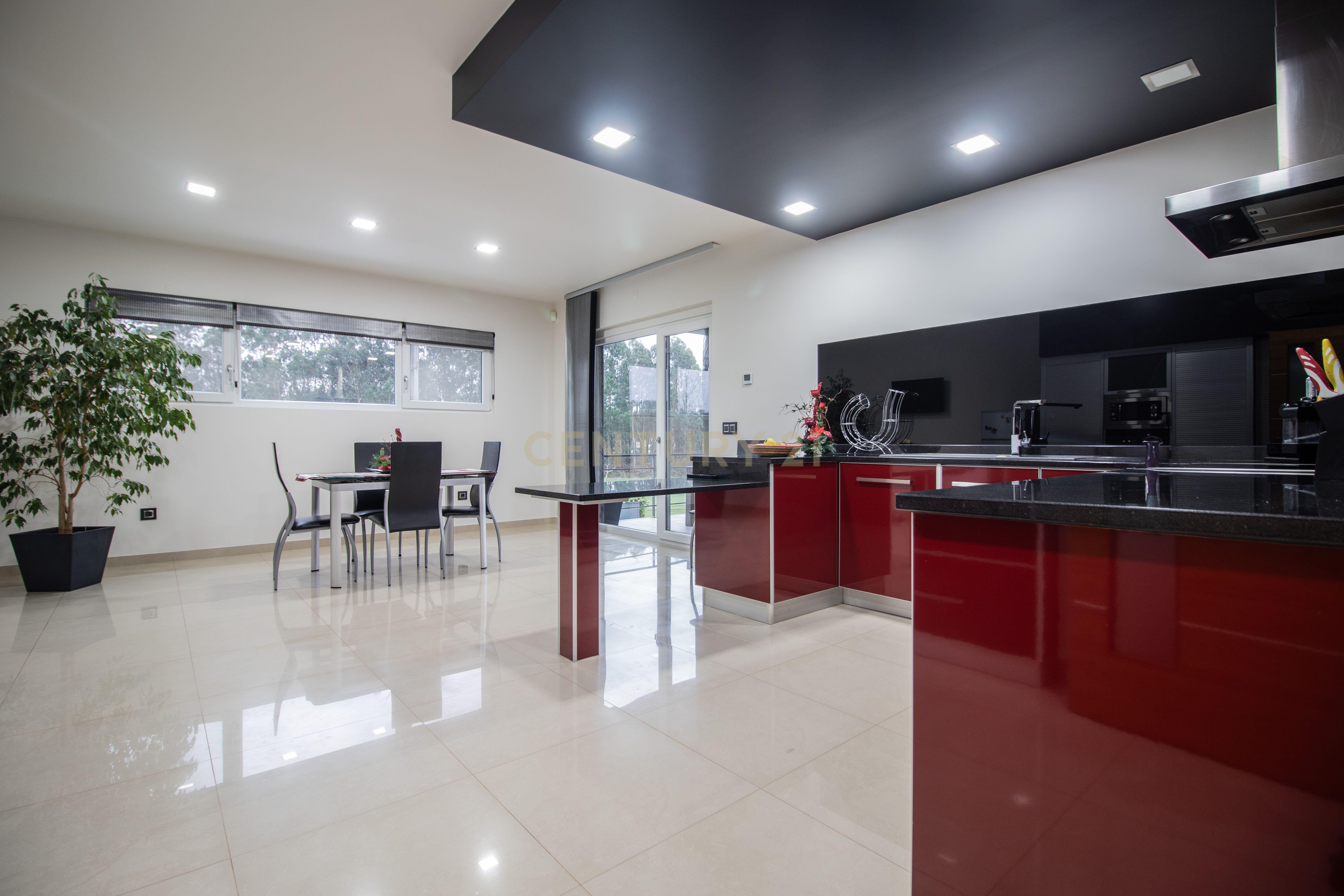 Moradia T4 de luxo - Carriço, Pombal - Image 40