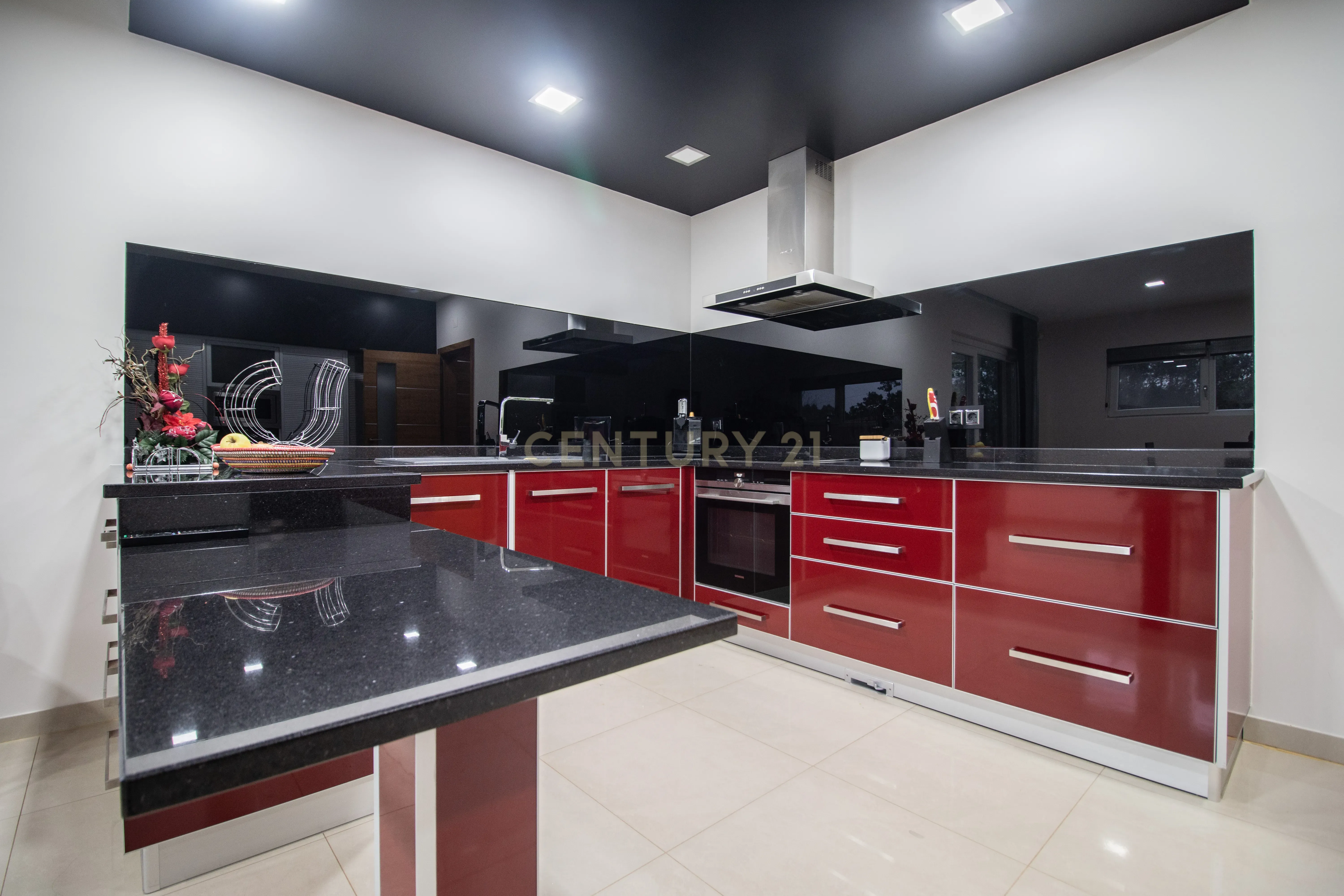 Moradia T4 de luxo - Carriço, Pombal - Image 3