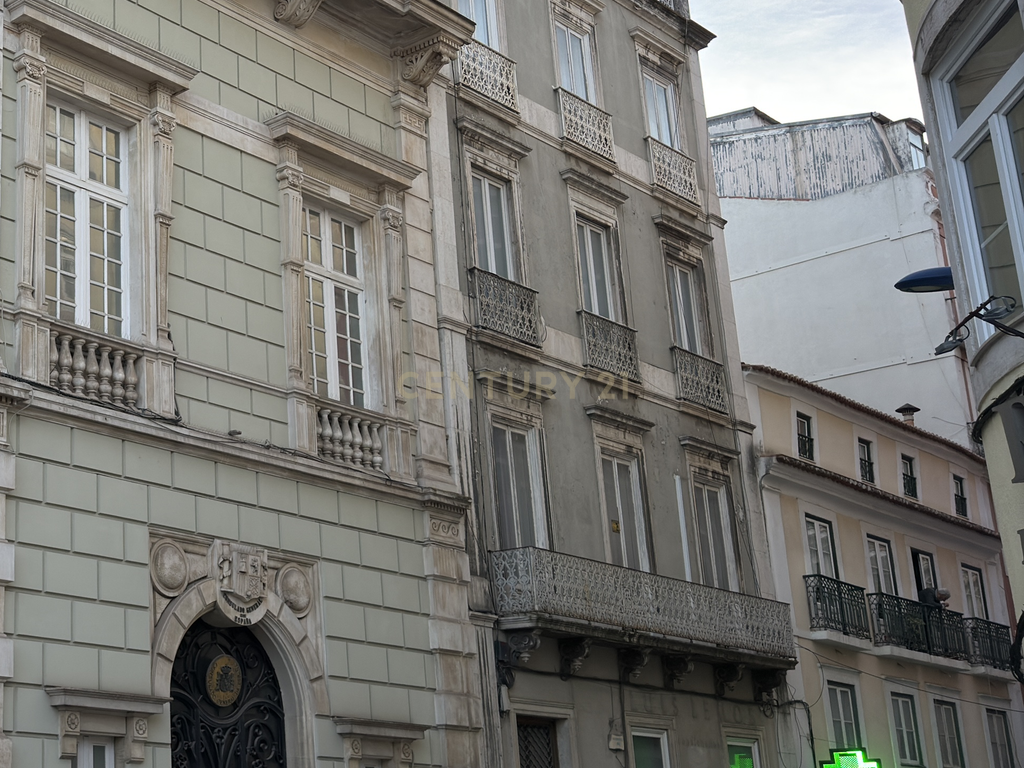 PRÉDIO PARA VENDA NA RUA DO SALITRE – A 50M DA AVENIDA DA LIBERDADE - Image 2
