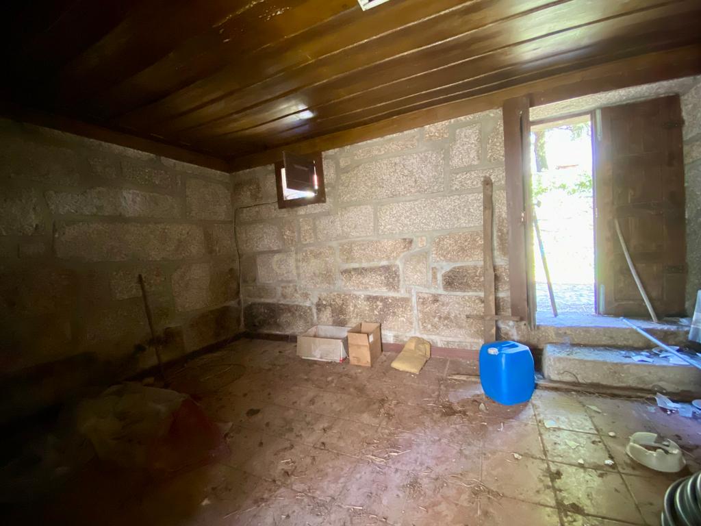 Quinta em Sobradelo da Goma, Povoa de Lanhoso (Permuta) - Image 34