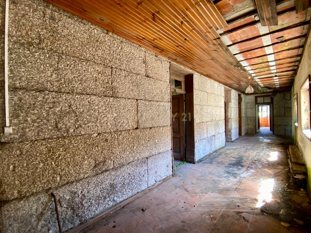 Quinta em Sobradelo da Goma, Povoa de Lanhoso (Permuta) - Image 10