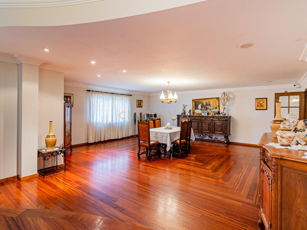 Casa Isolada Renovada em Braga com Acessibilidade e Conforto - Image 31