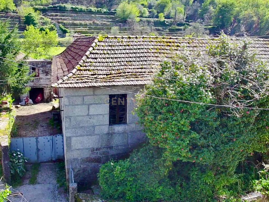 Quinta em Sobradelo da Goma, Povoa de Lanhoso (Permuta) - Image 7