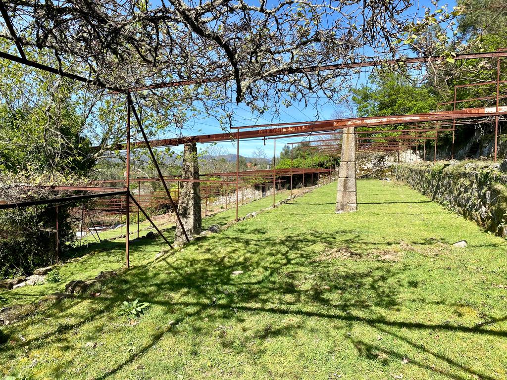 Quinta em Sobradelo da Goma, Povoa de Lanhoso (Permuta) - Image 54