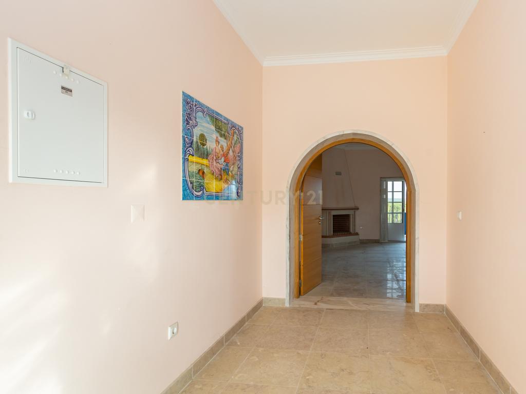 Moradia T4 em Herdade de 9,5 ha - Image 9