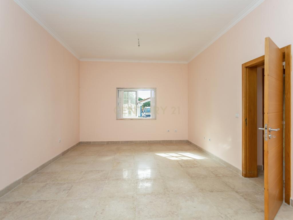 Moradia T4 em Herdade de 9,5 ha - Image 27