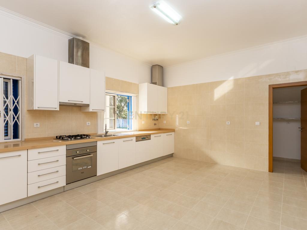 Moradia T4 em Herdade de 9,5 ha - Image 17