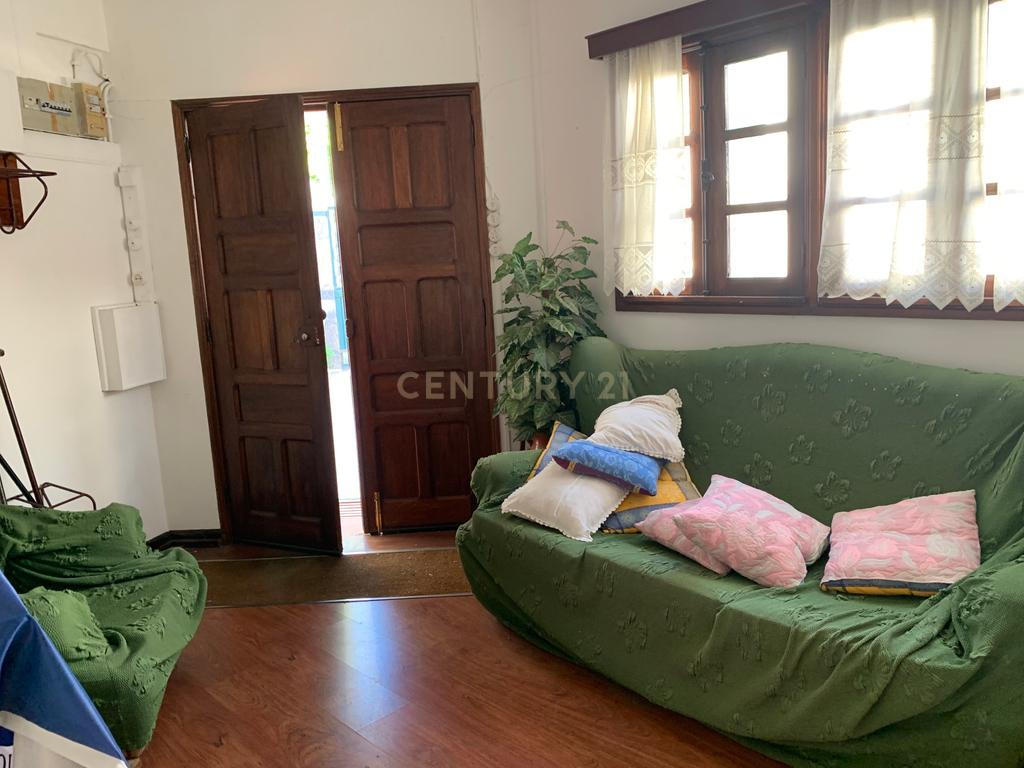 Duas Casas em São João de Rei, Póvoa de Lanhoso com Terreno - Image 7