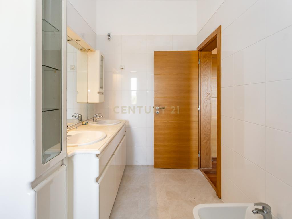 Moradia T4 em Herdade de 9,5 ha - Image 46