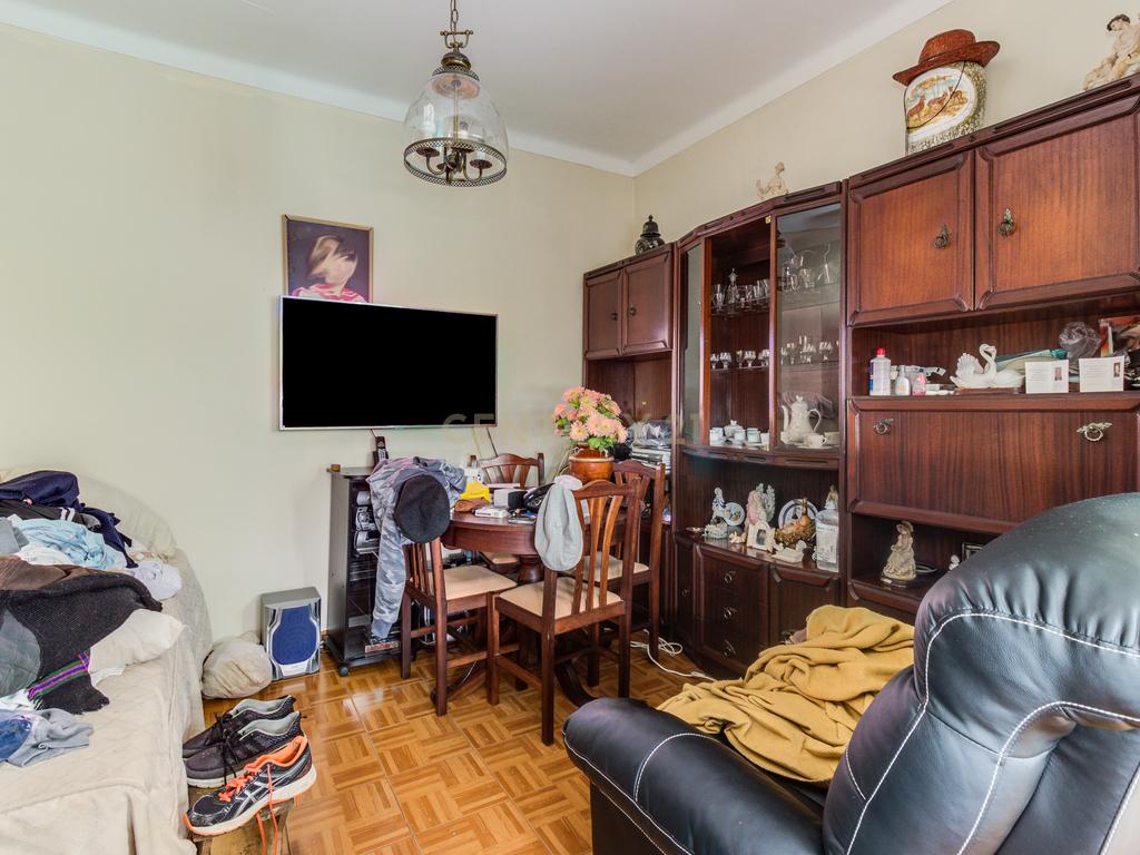 Prédio em Santa Iria de Azóia com 4 apartamentos, 2 T2 e 2 T1. Ótimo investimento! - Image 30