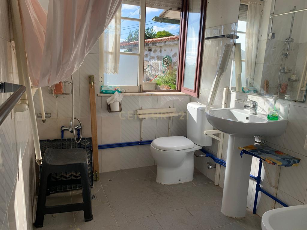 Duas Casas em São João de Rei, Póvoa de Lanhoso com Terreno - Image 37