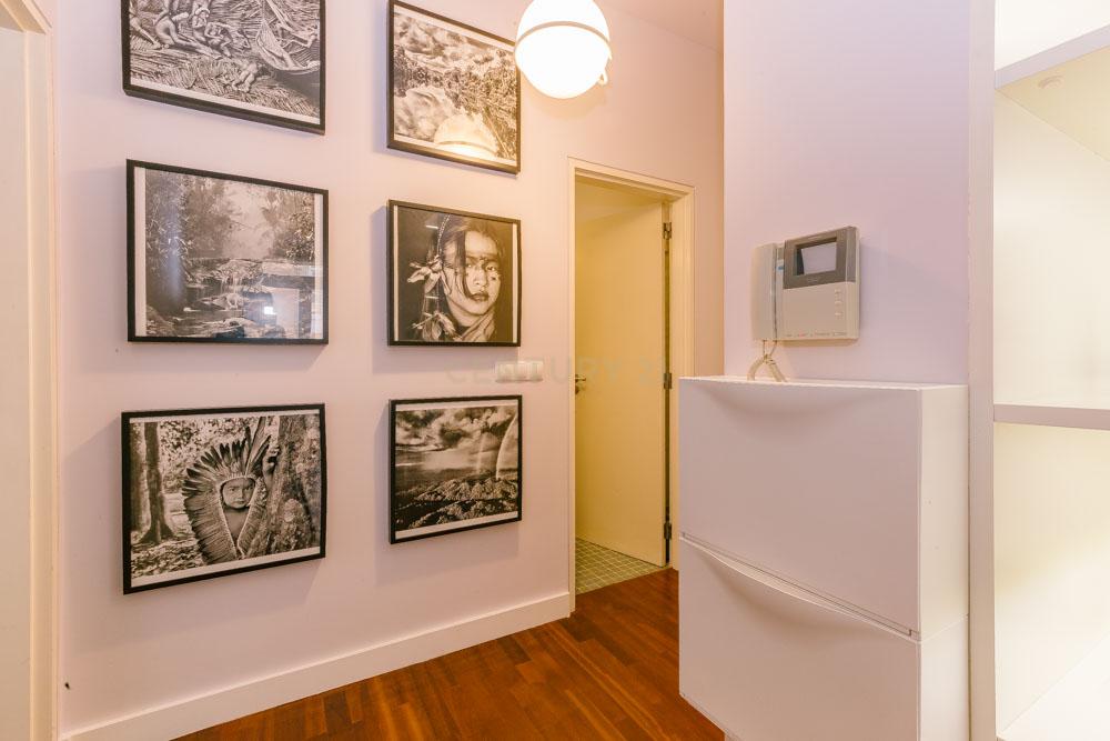 Apartamento Moderno T2 com Elevador e Varanda, na Misericórdia - Image 13
