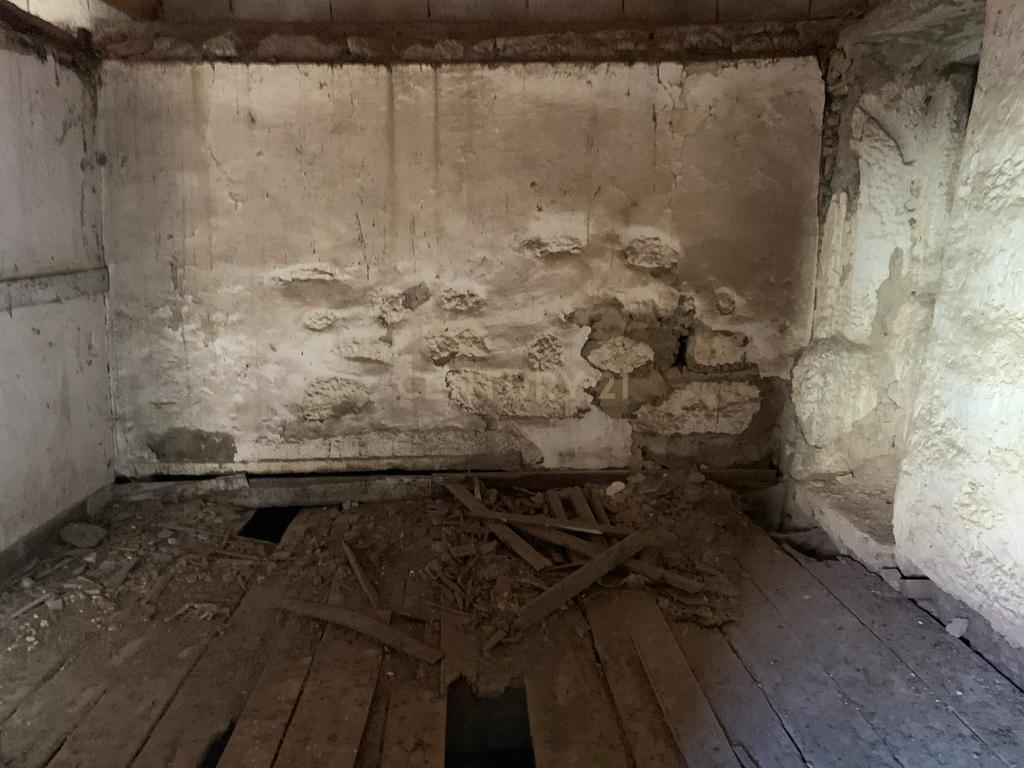 Casa para Restauro em São João de Rei, Povoa de Lanhoso - Image 9