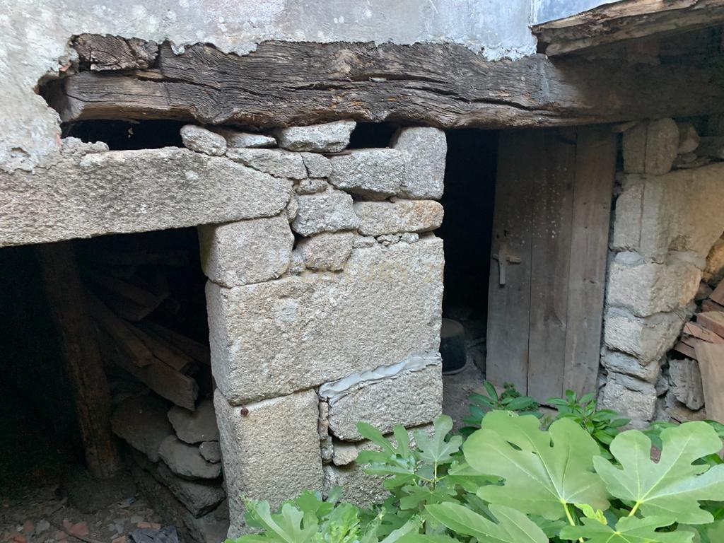 Casa para Restauro em São João de Rei, Povoa de Lanhoso - Image 11