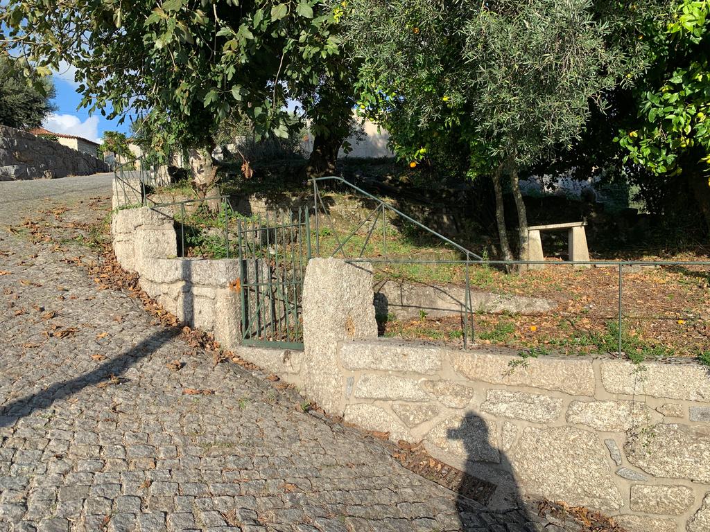 Duas Casas em São João de Rei, Póvoa de Lanhoso com Terreno - Image 27
