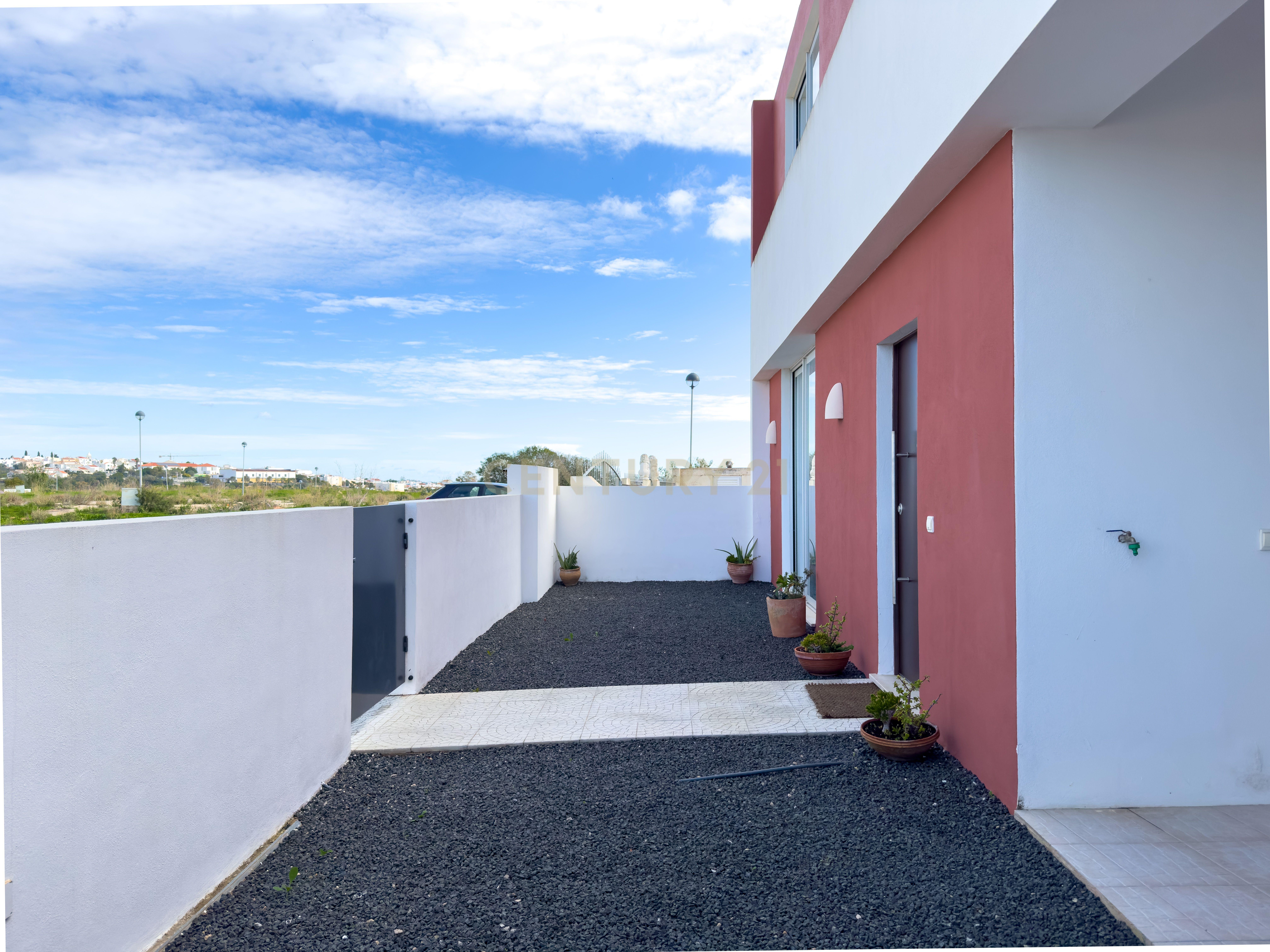 Moradia para venda em Mexilhoeira Grande, Portimão - Image 40