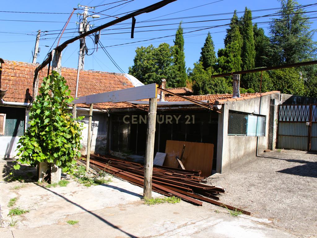 Quinta para restauro em Penafiel - Image 40