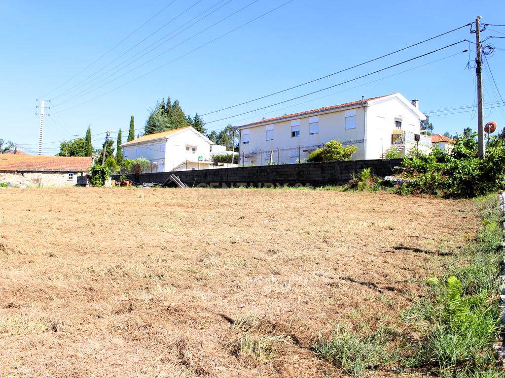 Quinta para restauro em Penafiel - Image 2