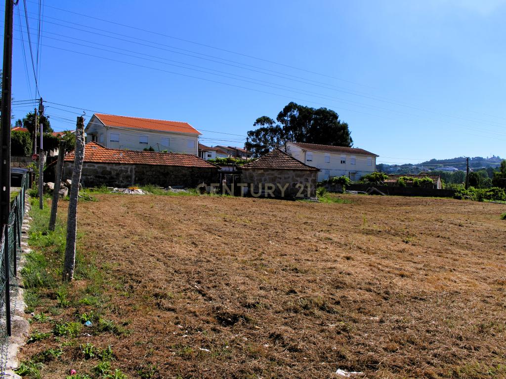 Quinta para restauro em Penafiel - Image 21