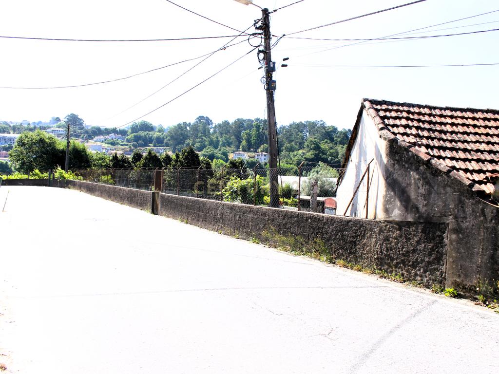 Quinta para restauro em Penafiel - Image 45