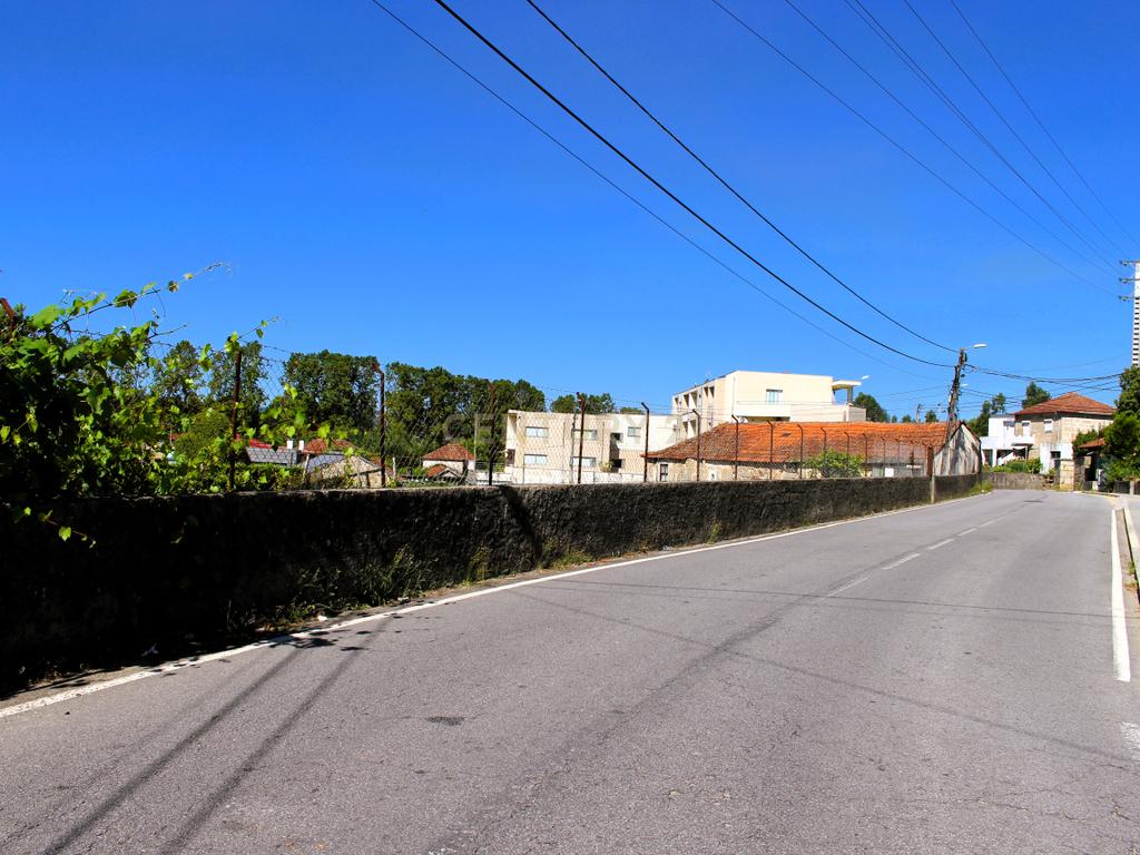 Quinta para restauro em Penafiel - Image 33