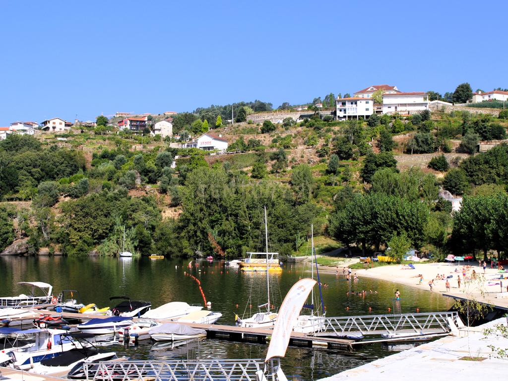 Quinta com casa com margem de rio Douro junto à Praia de Bitetos  - Image 79