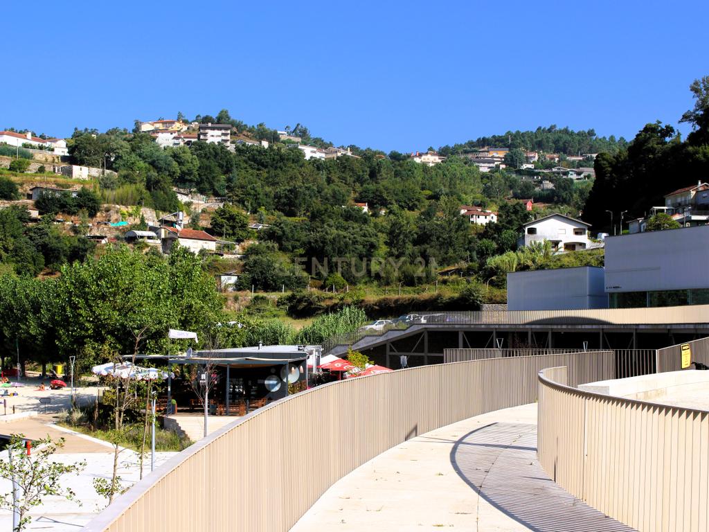 Quinta com casa com margem de rio Douro junto à Praia de Bitetos  - Image 80