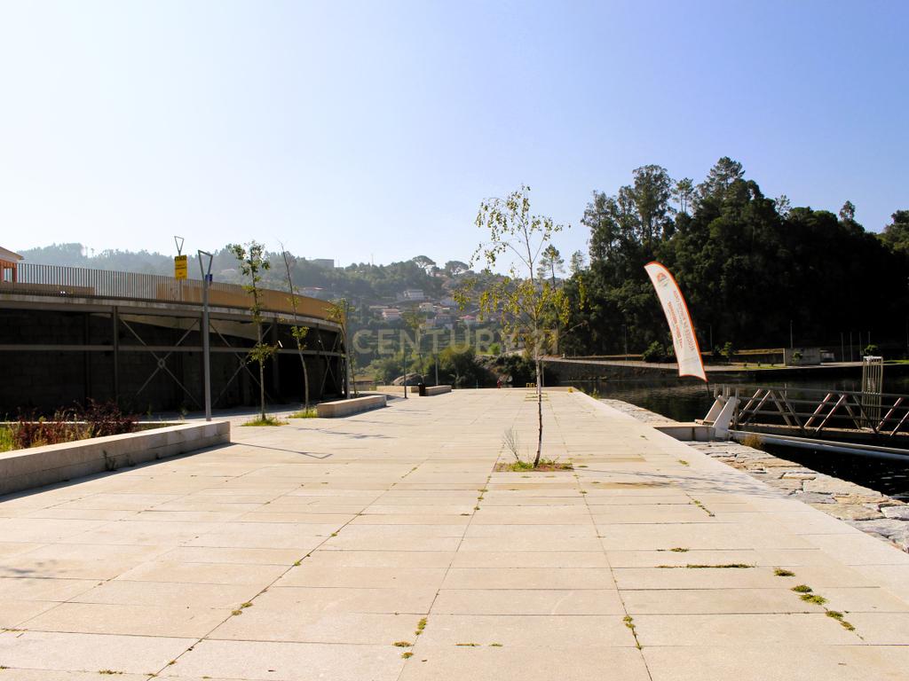 Quinta com casa com margem de rio Douro junto à Praia de Bitetos  - Image 89
