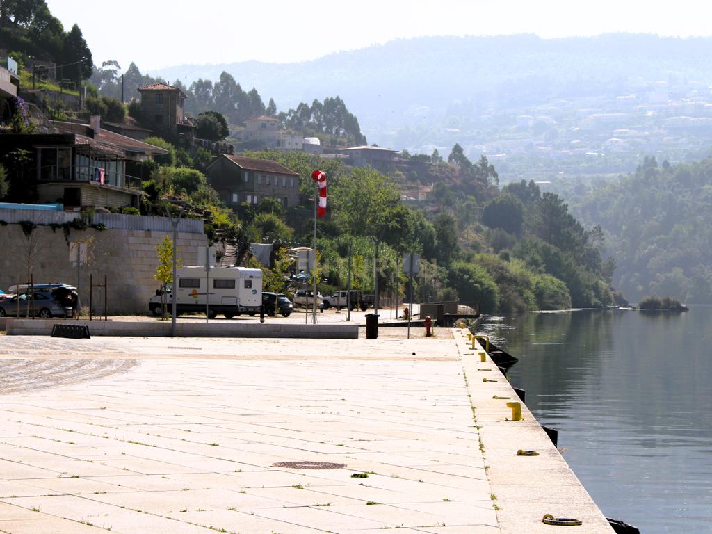 Quinta com casa com margem de rio Douro junto à Praia de Bitetos  - Image 90