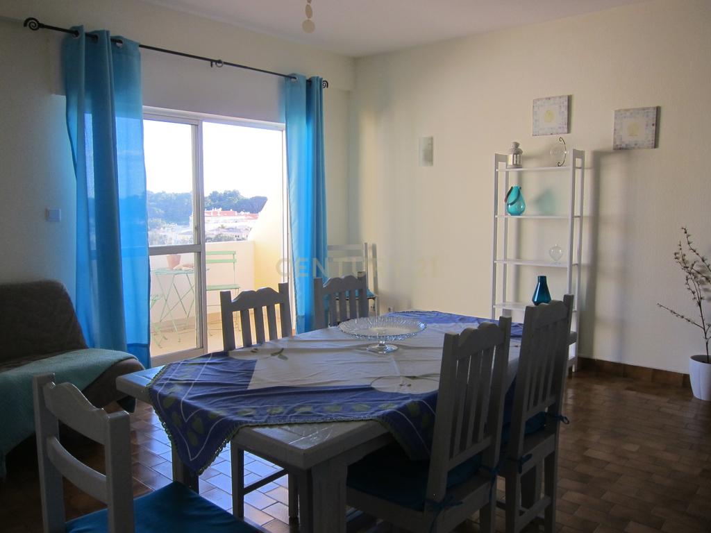 Apartamento T1 a 1 km da Praia  e a pé para Alvor – Conforto e Localização Privilegiada - Image 1