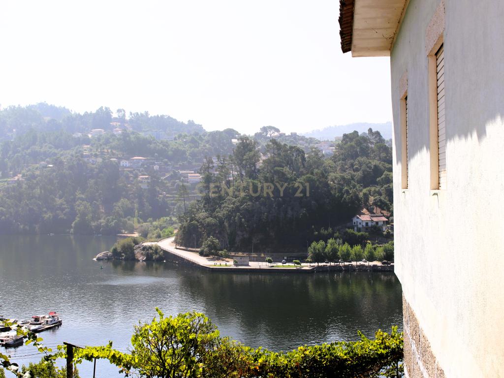 Quinta com casa com margem de rio Douro junto à Praia de Bitetos  - Image 5