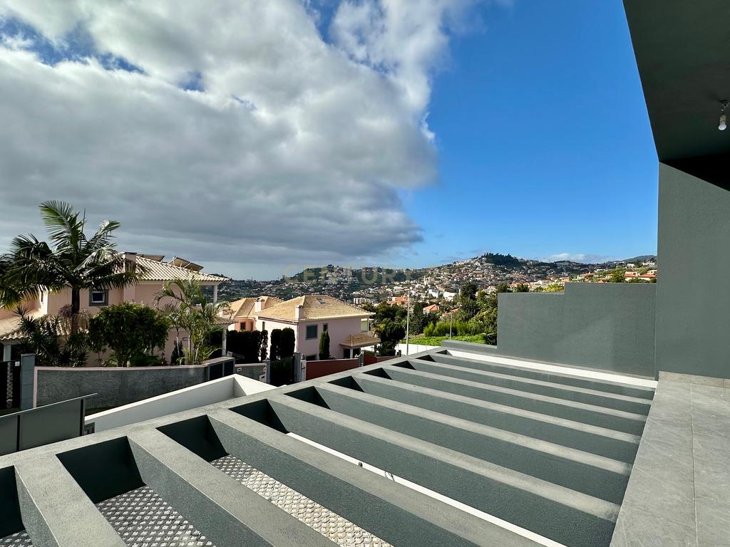 Moradia T3 - São Roque - NOVA - Image 24
