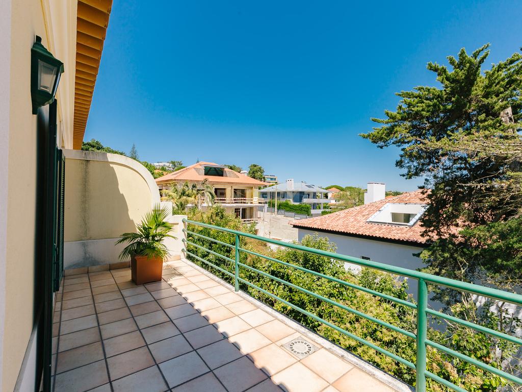 Moradia T2+1 com Piscina, Jardim e Elevador privativo - Image 51
