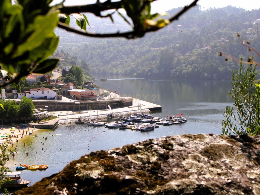 Quinta com casa com margem de rio Douro junto à Praia de Bitetos  - Image 53