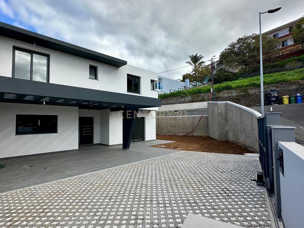 Moradia T3 - São Roque - NOVA - Image 2