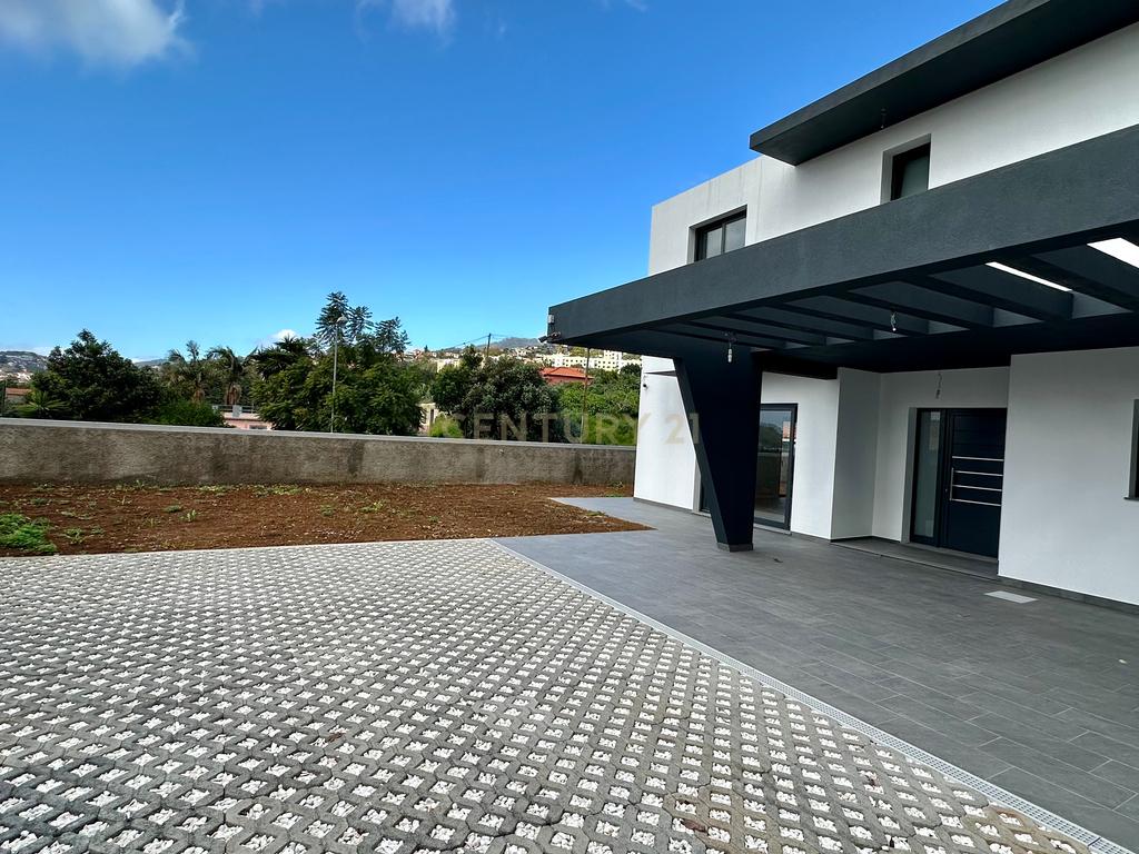 Moradia T3 - São Roque - Image 5