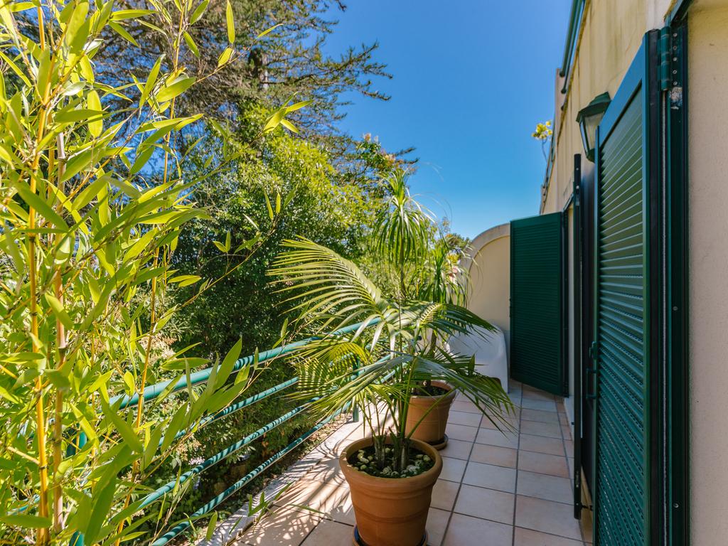 Moradia T2+1 com Piscina, Jardim e Elevador privativo - Image 30