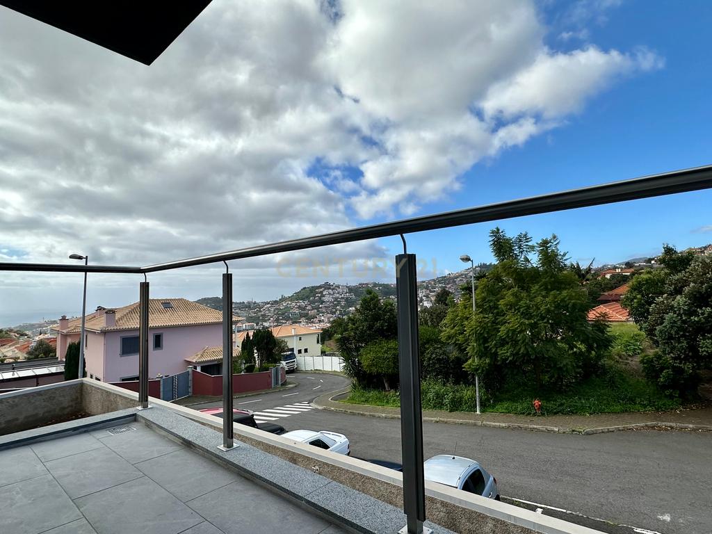 Moradia T3 - São Roque - Image 53