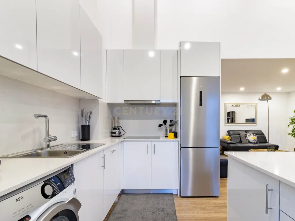 Apartamento T4 duplex || Centro Histórico de Leiria - Image 13