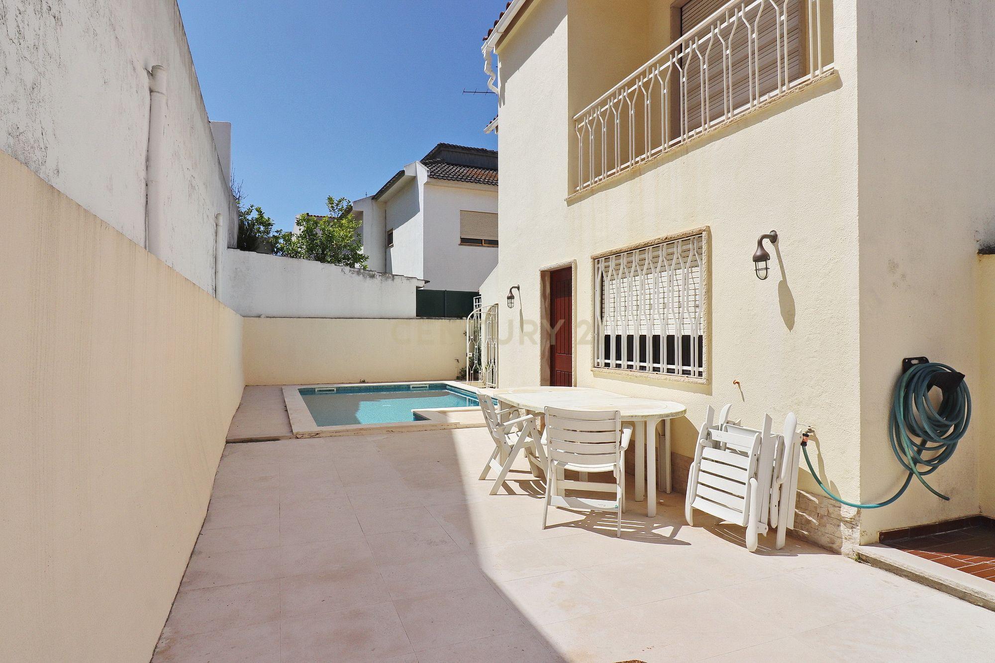 RESERVADO - Moradia Isolada Unifamiliar na Parede com piscina - Image 5