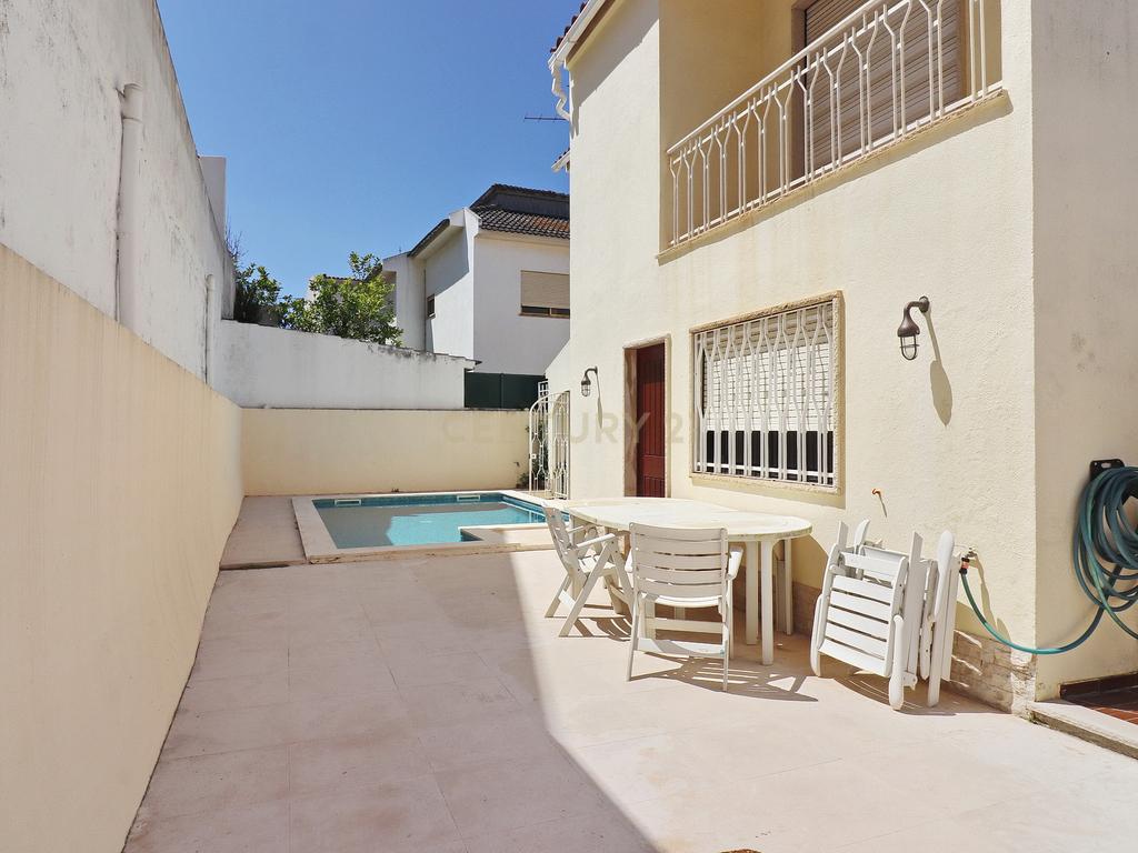RESERVADO - Moradia Isolada Unifamiliar na Parede com piscina - Image 5