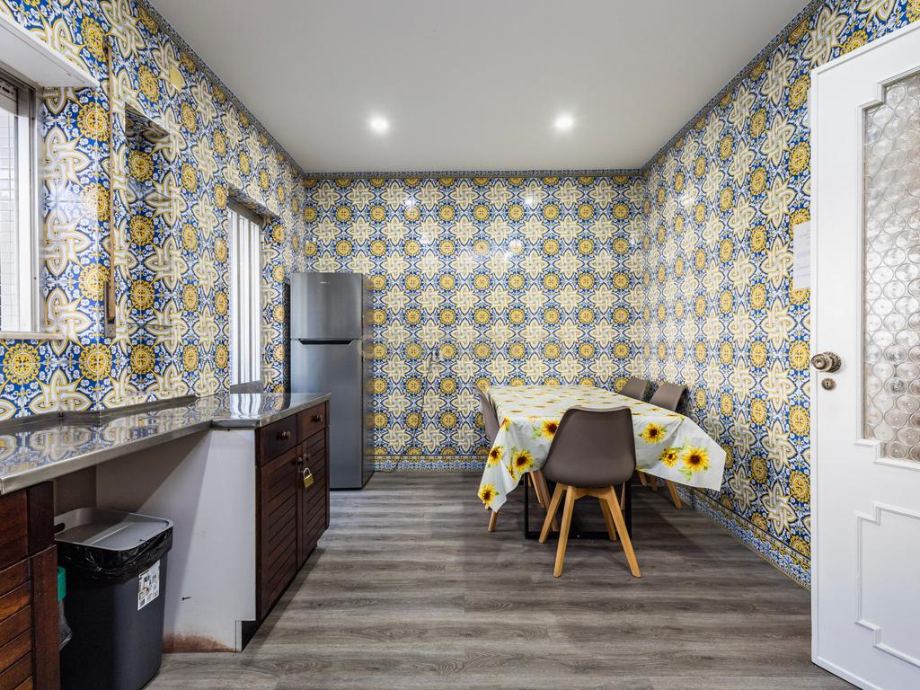 Apartamento no centro histórico da cidade de leiria I 6 quartos I investimento I rentabilidade de 6,4 % - Image 7