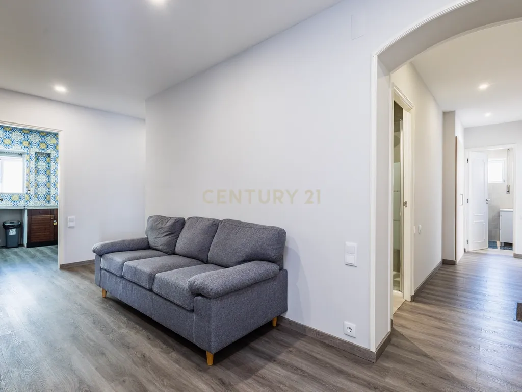 Apartamento no centro histórico da cidade de leiria I 6 quartos I investimento I rentabilidade de 6,4 % - Image 5