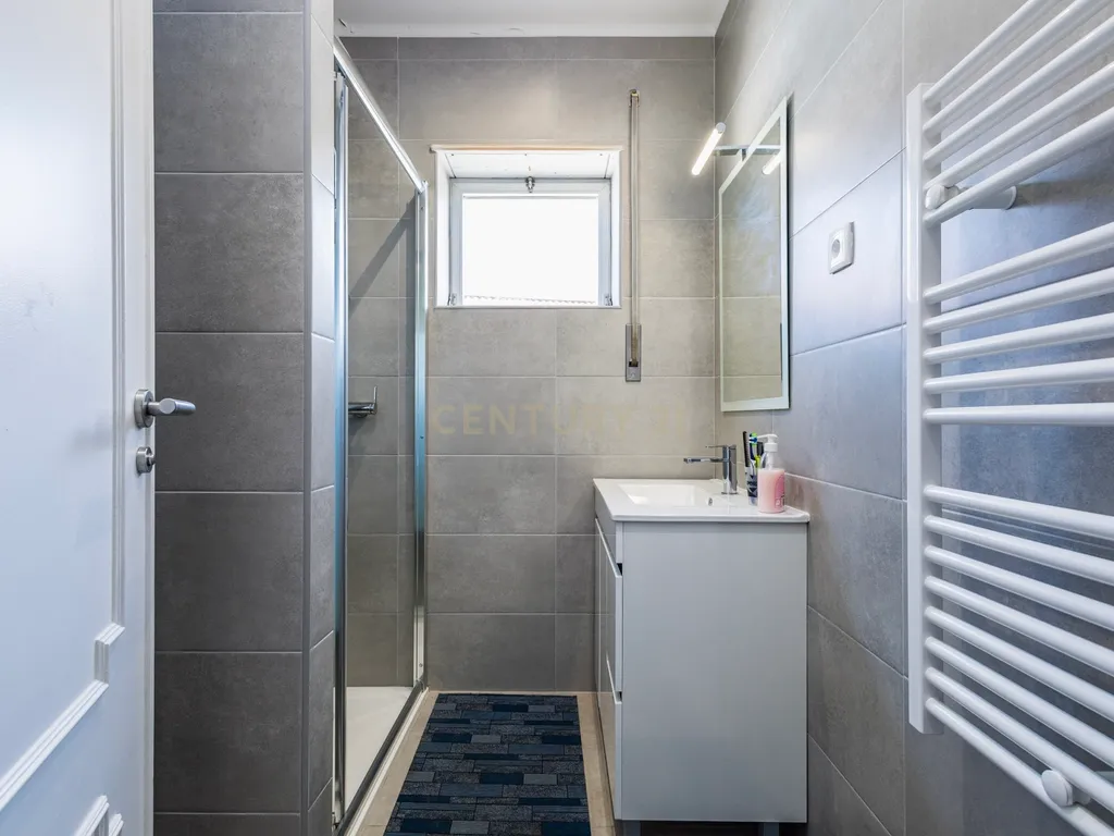Apartamento no centro histórico da cidade de leiria I 6 quartos I investimento I rentabilidade de 6,4 % - Image 15