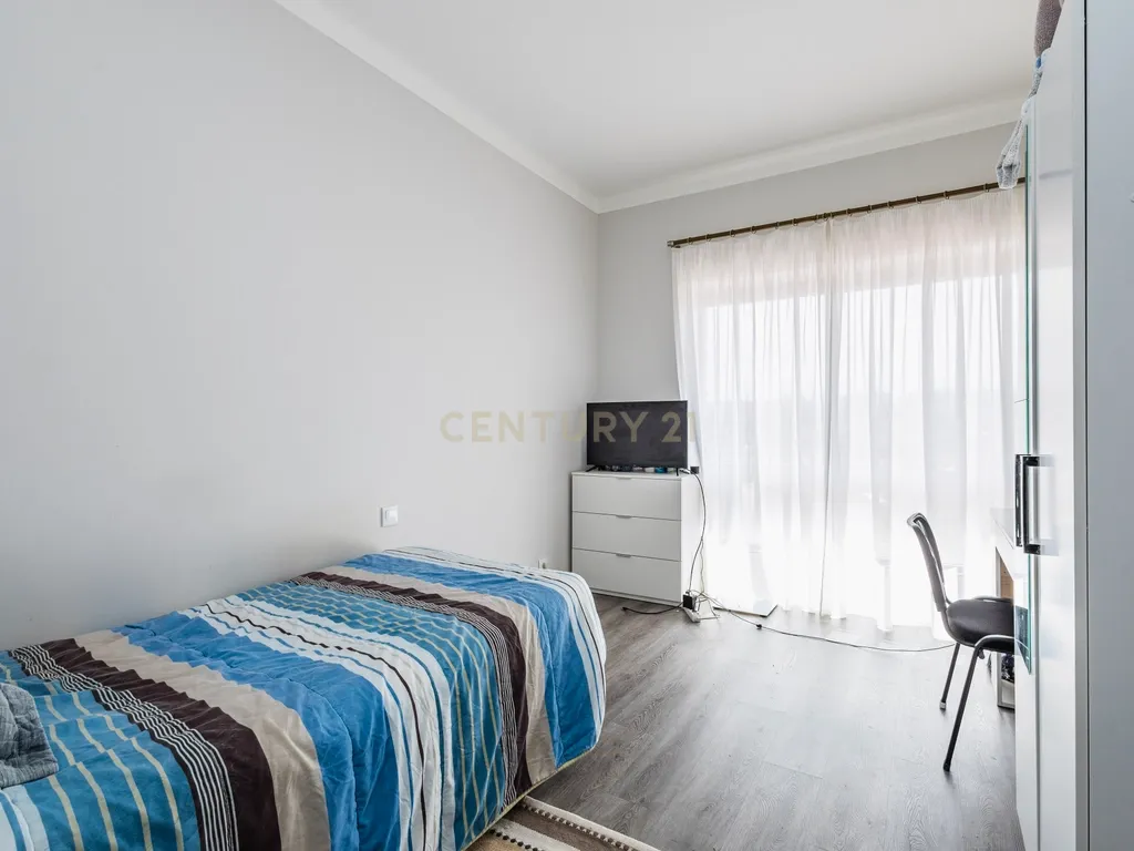Apartamento no centro histórico da cidade de leiria I 6 quartos I investimento I rentabilidade de 6,4 % - Image 26