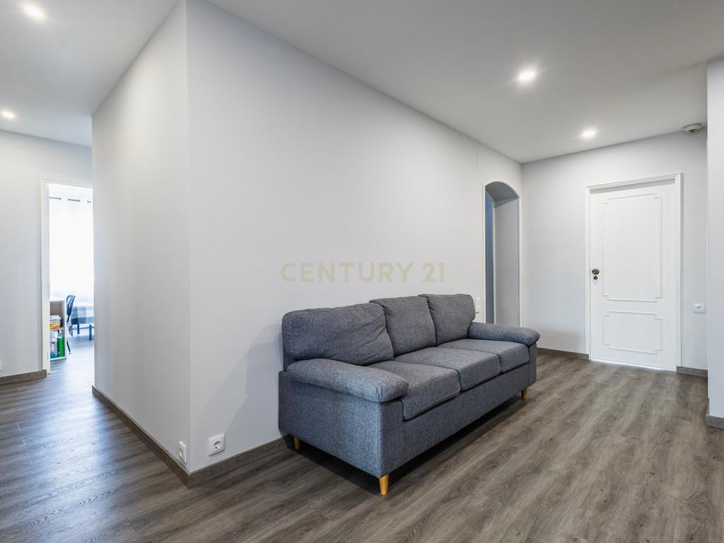 Apartamento no centro histórico da cidade de leiria I 6 quartos I investimento I rentabilidade de 6,4 % - Image 4