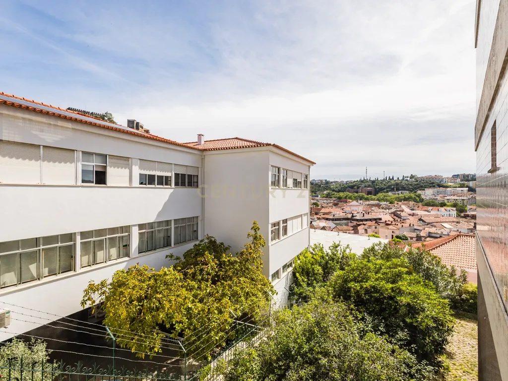 Apartamento no centro histórico da cidade de leiria I 6 quartos I investimento I rentabilidade de 6,4 % - Image 28