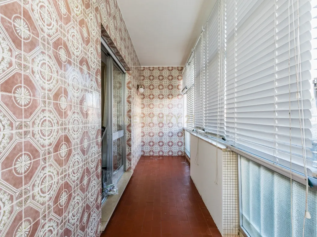 Apartamento no centro histórico da cidade de leiria I 6 quartos I investimento I rentabilidade de 6,4 % - Image 25