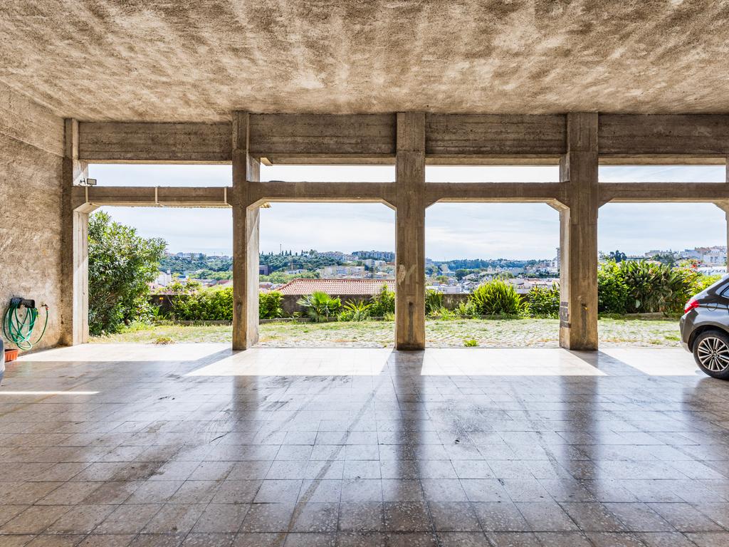 Apartamento no centro histórico da cidade de leiria I 6 quartos I investimento I rentabilidade de 6,4 % - Image 31